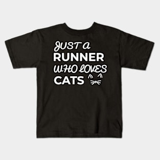 runner cat Kids T-Shirt